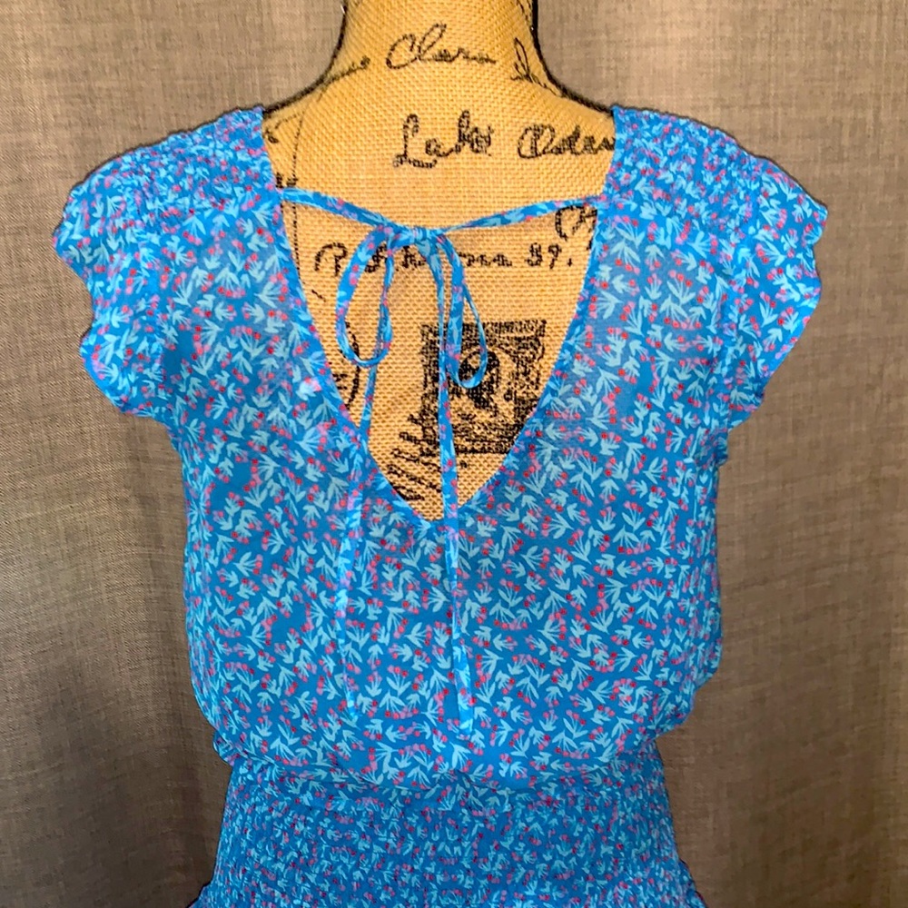 Q&A Dress - Picture 3 of 4